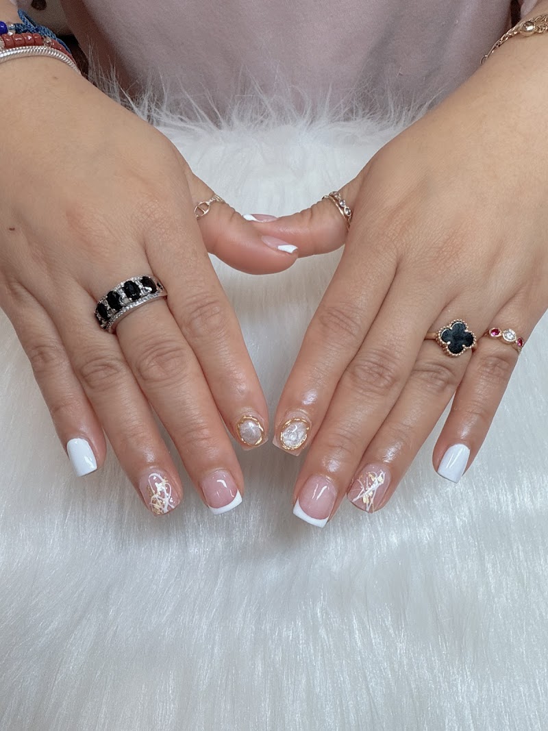 Elegant nail art with sophisticated style